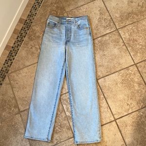 Levi’s Ribcage Straight Ankle Jeans